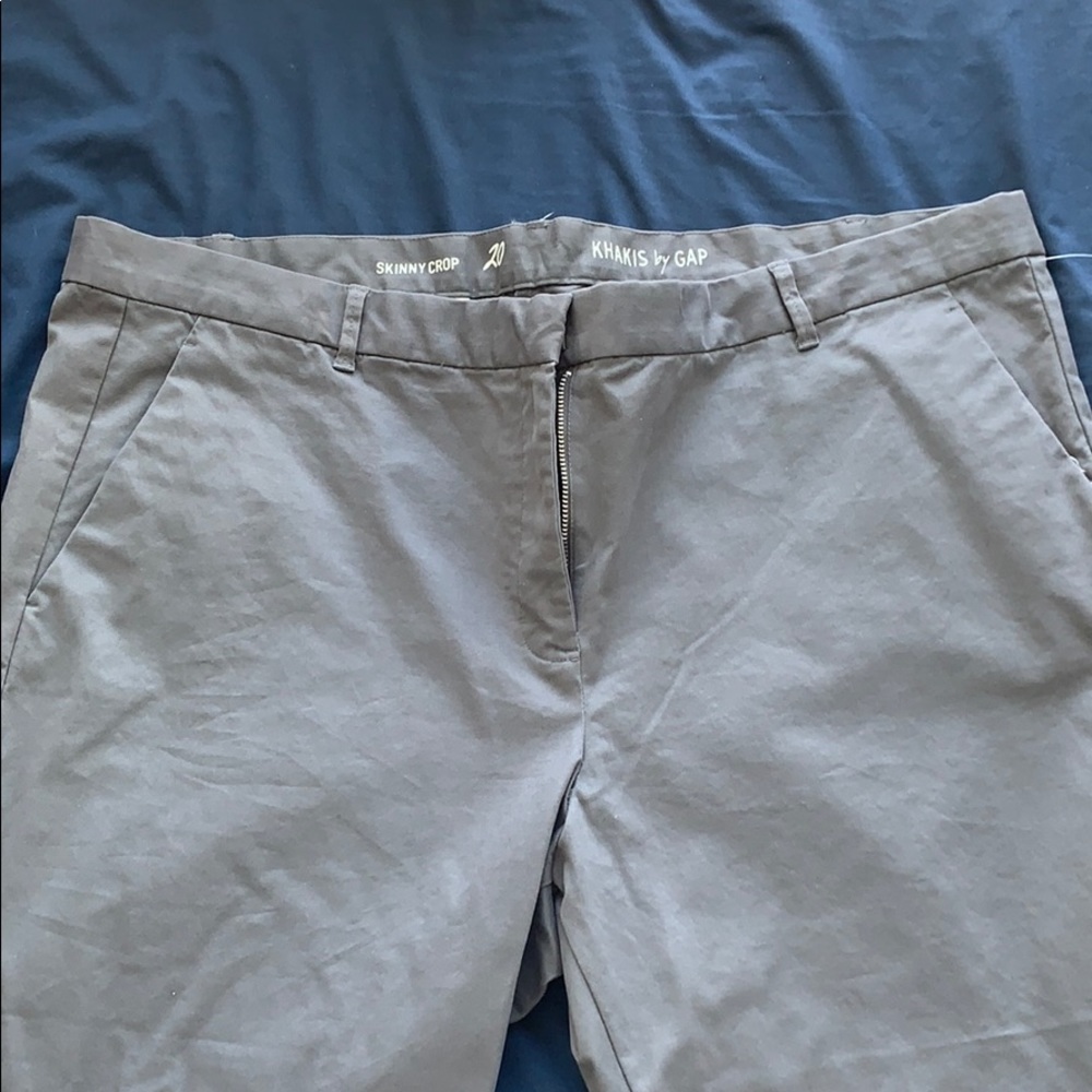 Gap Skinny Crop Khaki’s—size 20, NWT